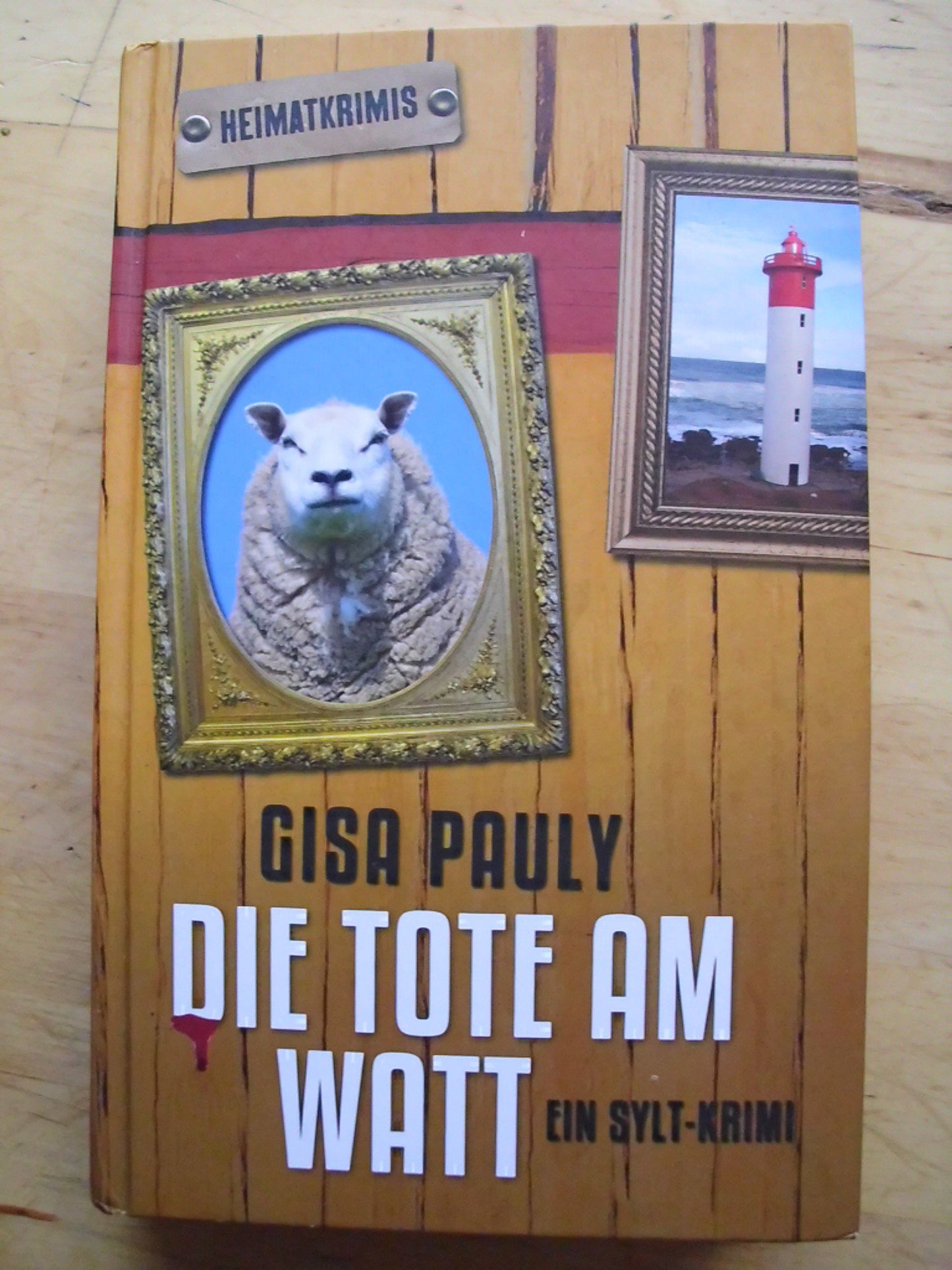 Die Tote am Watt: Ein Sylt-Krimi um Mamma Carlotta und eine reiche Wittwe, die erdrosselt aufgefunden wird. (Heimatkrimis)