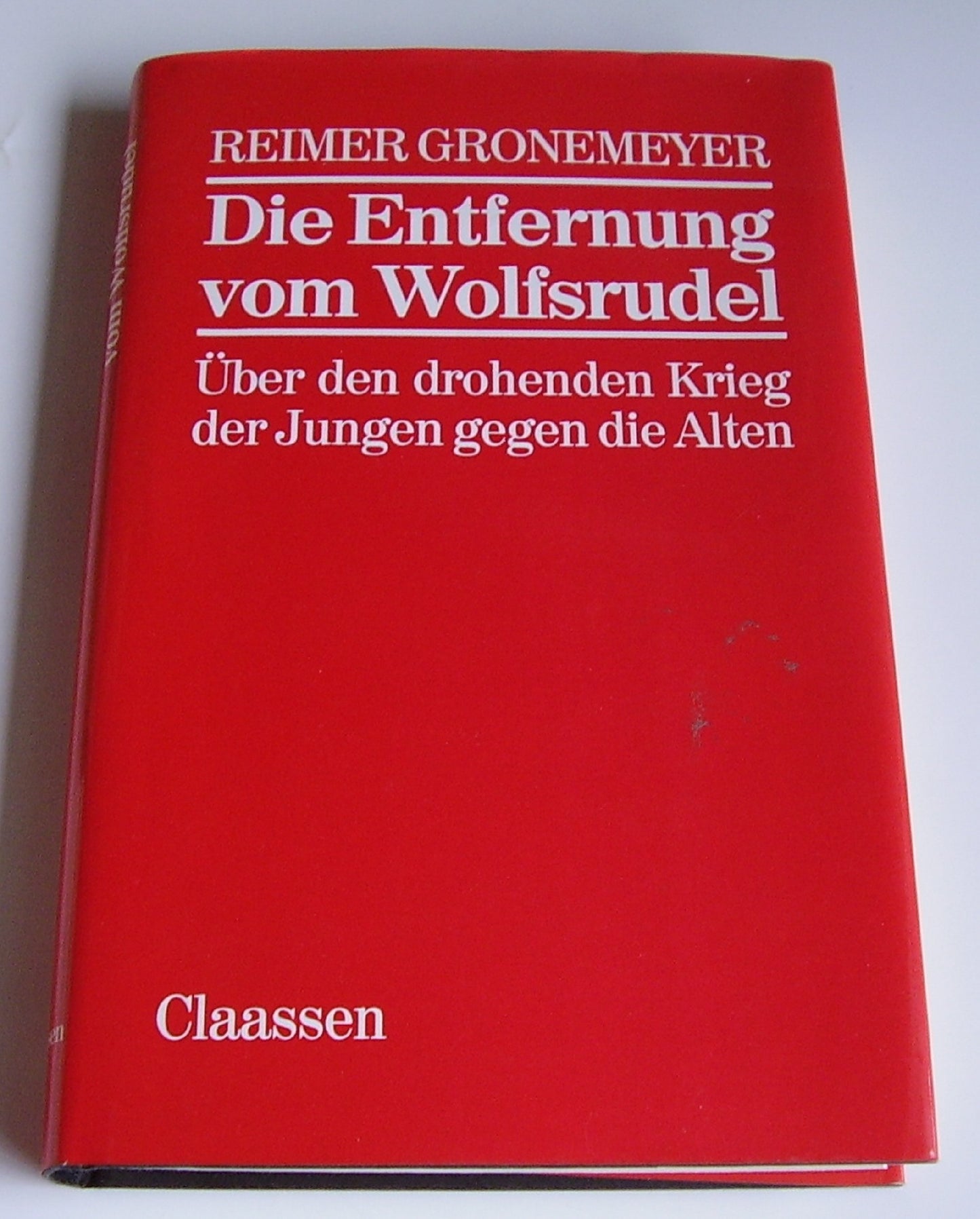 Die Entfernung vom Wolfsrudel. Über den drohenden Krieg der Jungen gegen die Alten