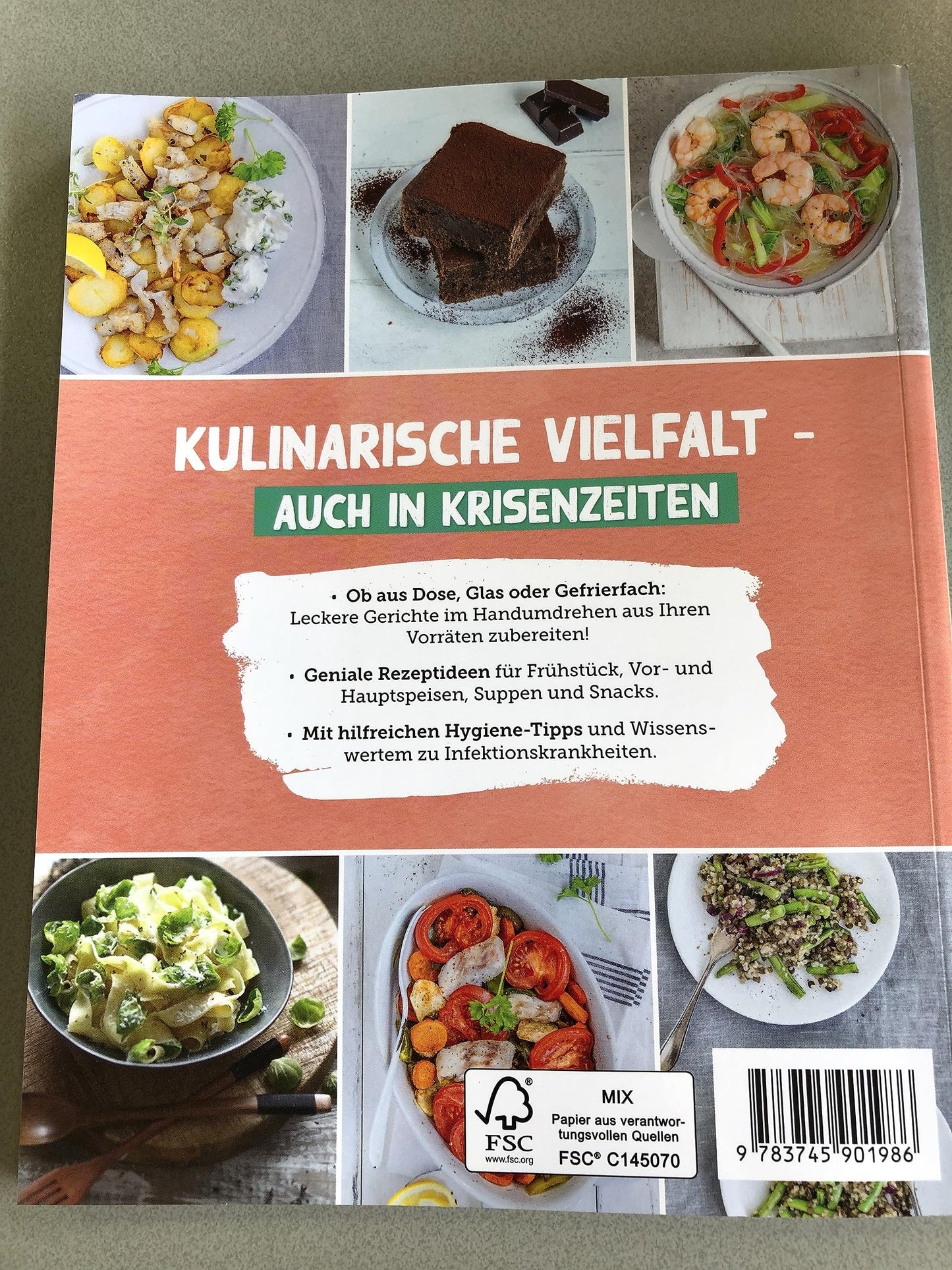 #Stayathome Das Kochbuch - Alle Rezepte für 2 und 4 Personen - Mit einfachen Rezepten aus ihrem Vorrat und trotzdem abwechsungsreich! Der Survival Guide gegen Hunger
