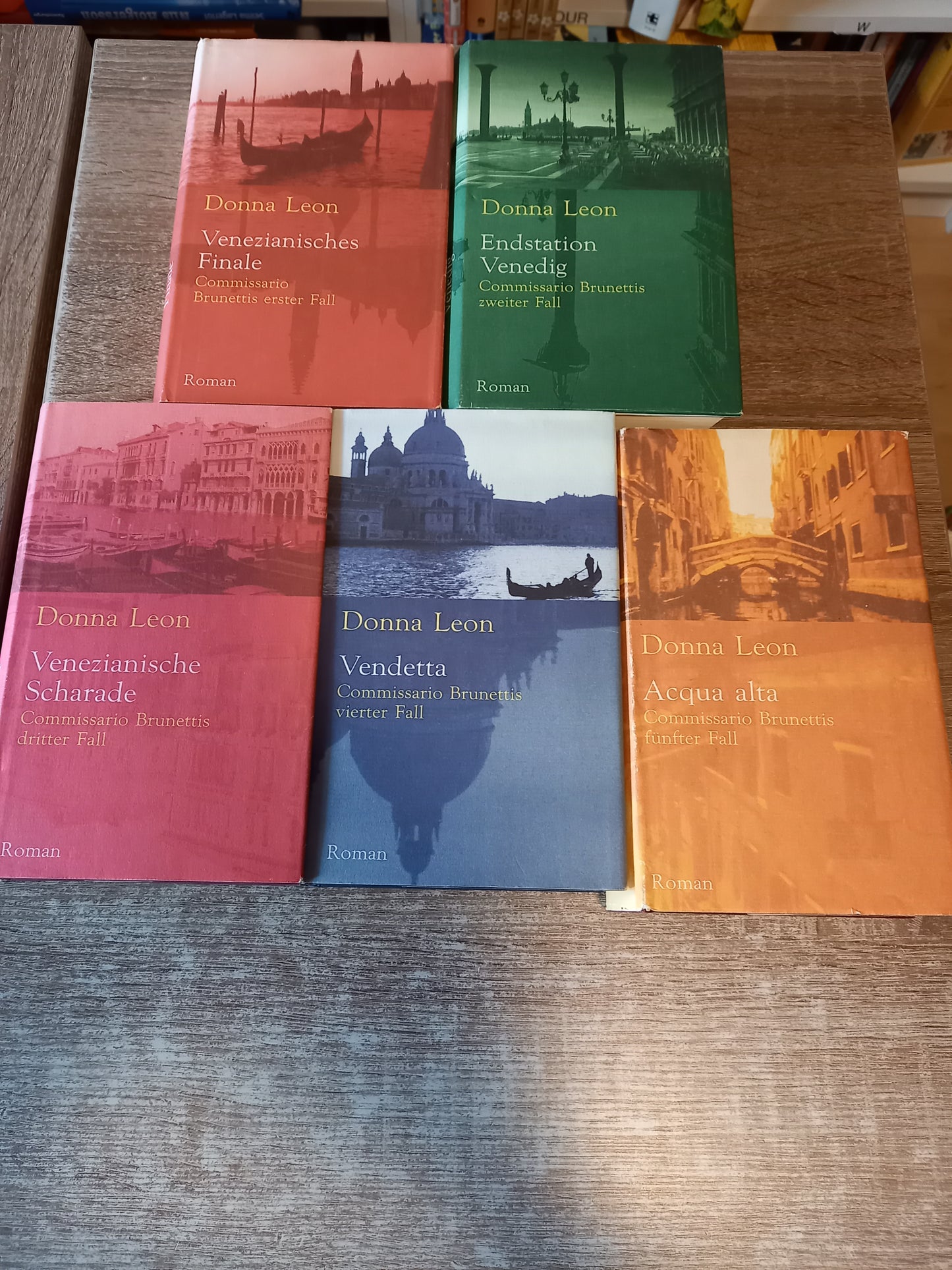 Sonderedition von Donna Leon Weltbild Die ersten 5 Bände
