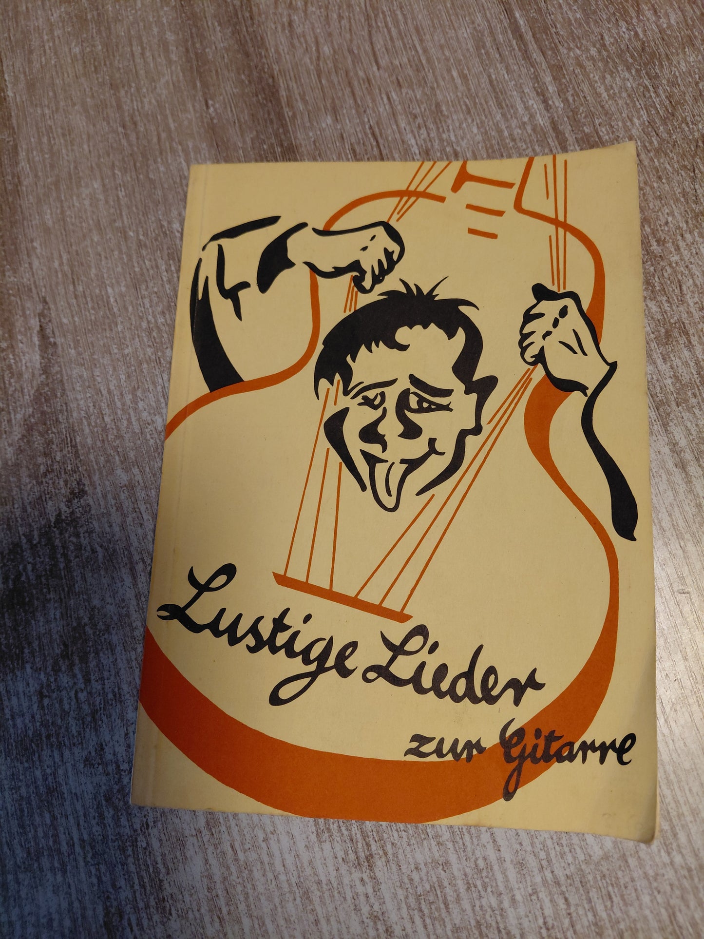 Lustige Lieder zur Gitarre