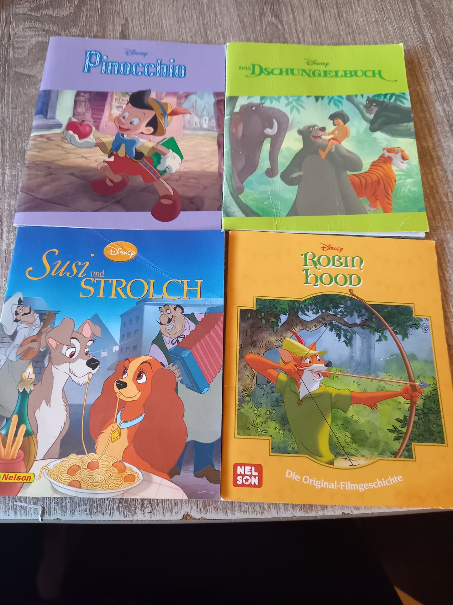 Pinocchio Das Dschungelbuch Susi und Strolch Robin Hood Pinocchio 4 Mini Hefte
