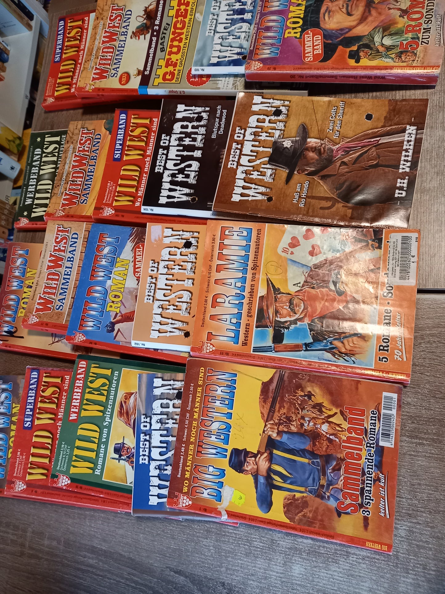 20 Sammelbände Western