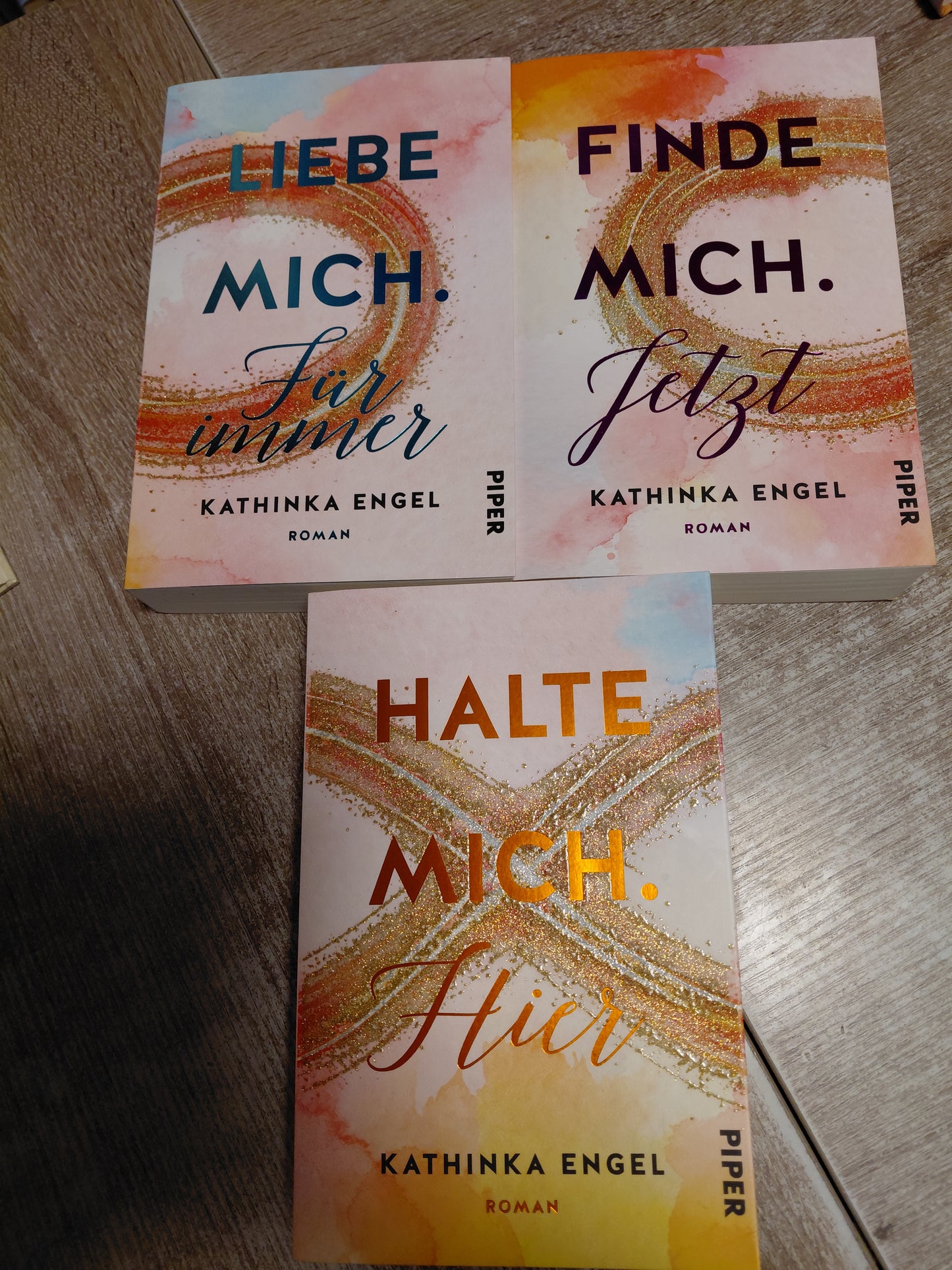 Halte mich hier finde mich jetzt liebe mich für immer von Engel
