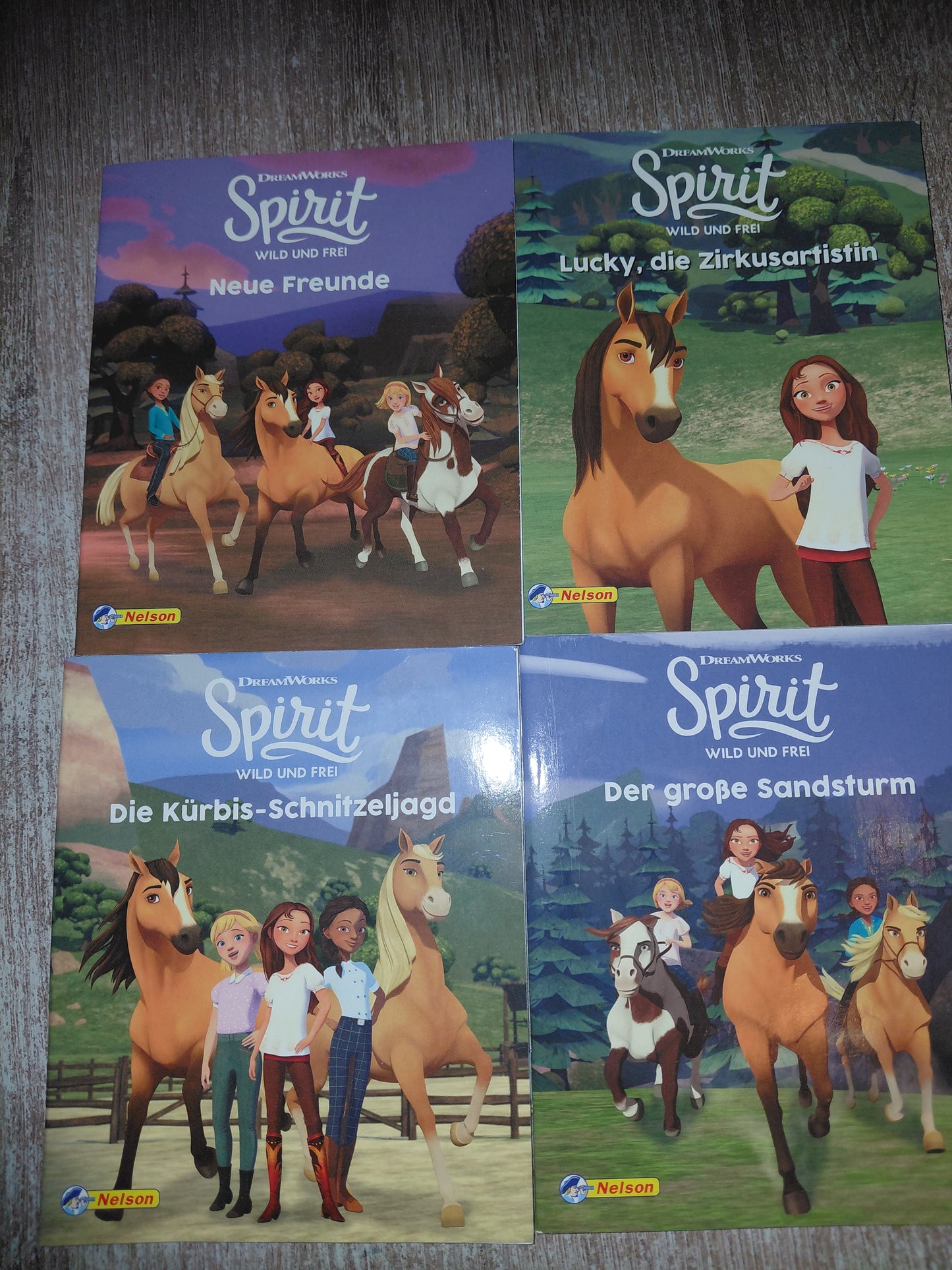 Spirit Wild und frei 4 Hefte Pixi ähnlich 1 Neue Freunde 2 Lucky die Zirkusartistin 3 Die Kürbis Schnitzeljagd 4 Der große Sandsturm