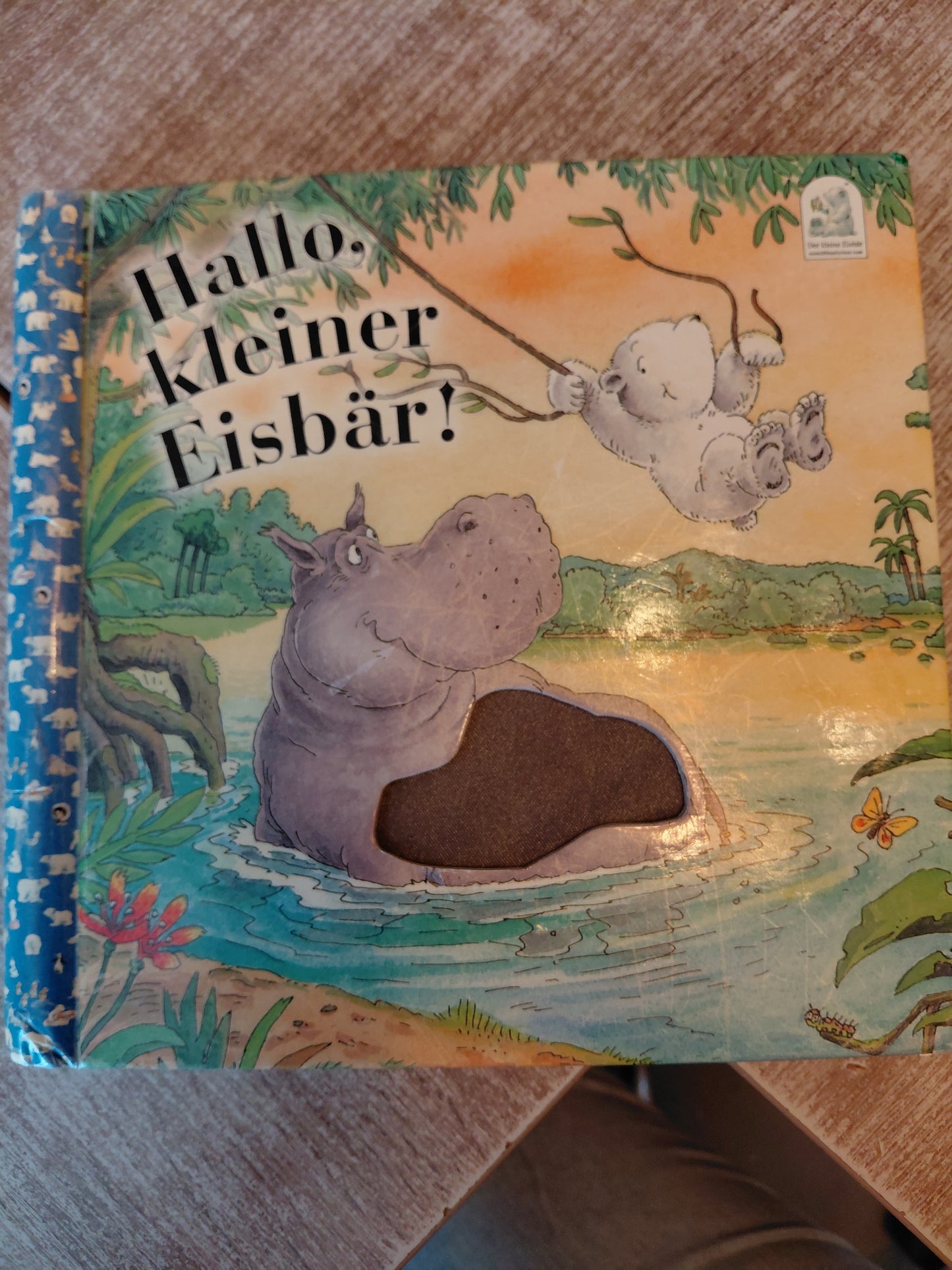 Sehr gut erhaltenes Buch mit dicken Seiten
