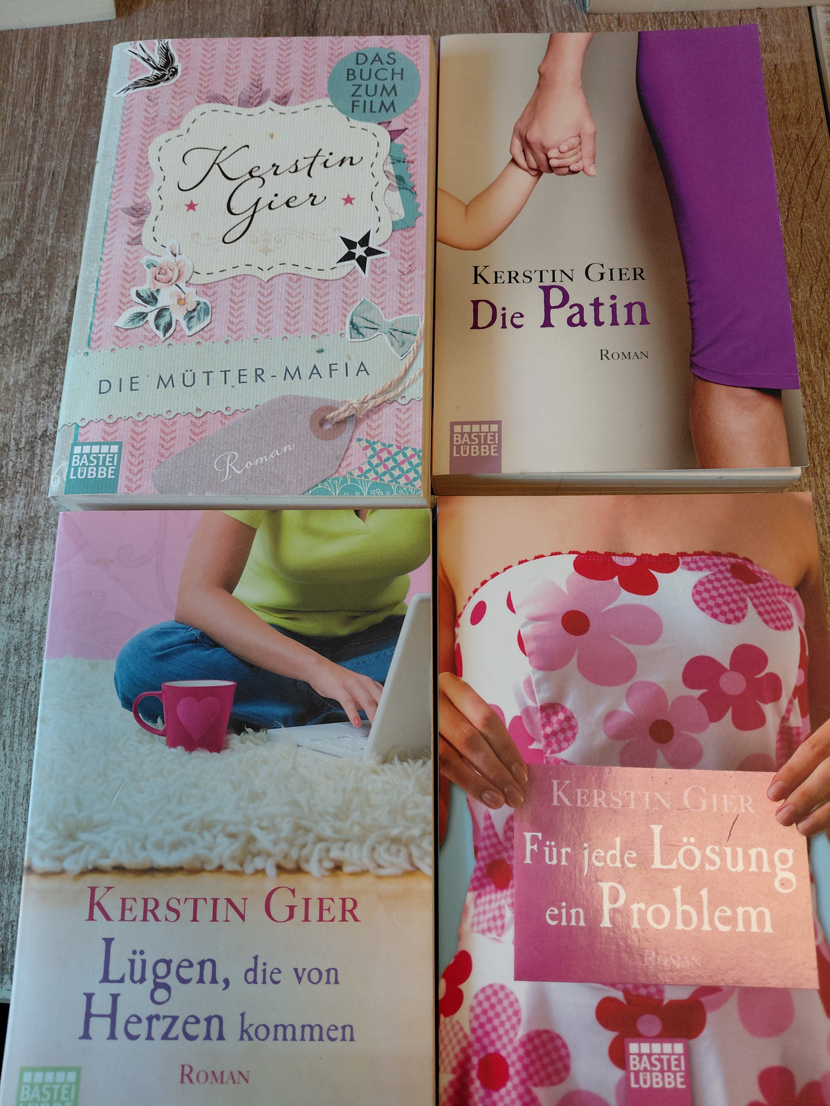 4 Taschenbücher von Gier 1) Die Mütter Mafia 2) Die Patin 3) Lügen die von Herzen kommen 4) Für jede Lösung ein Problem
