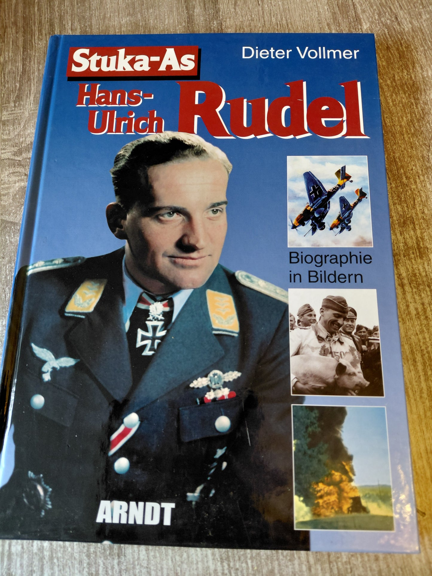 Stuckarbeiten As Hans Ulrich Rudel von Vollmer