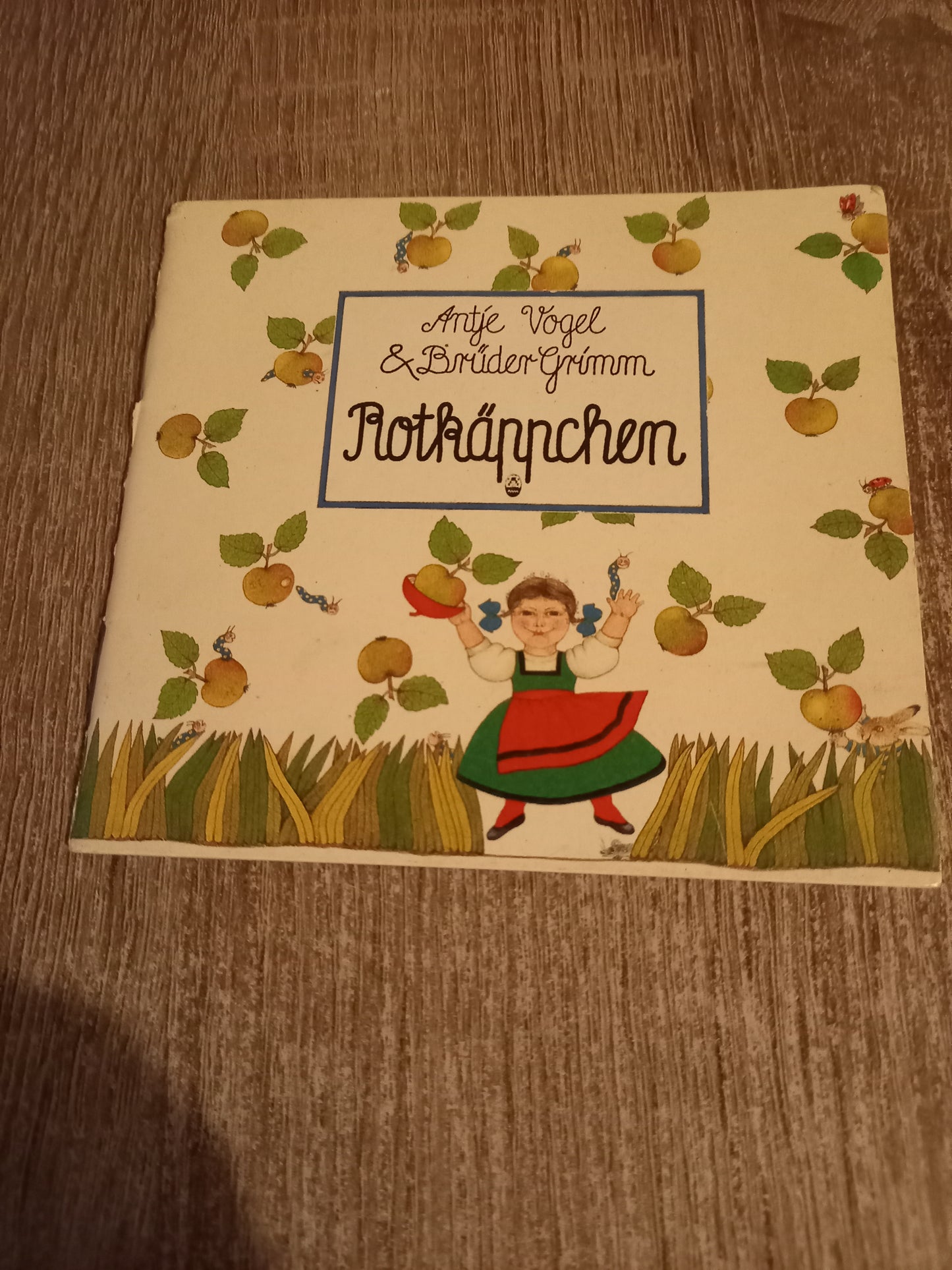 Rotkäppchen von Antje Vogel und Gebrüder Grimm