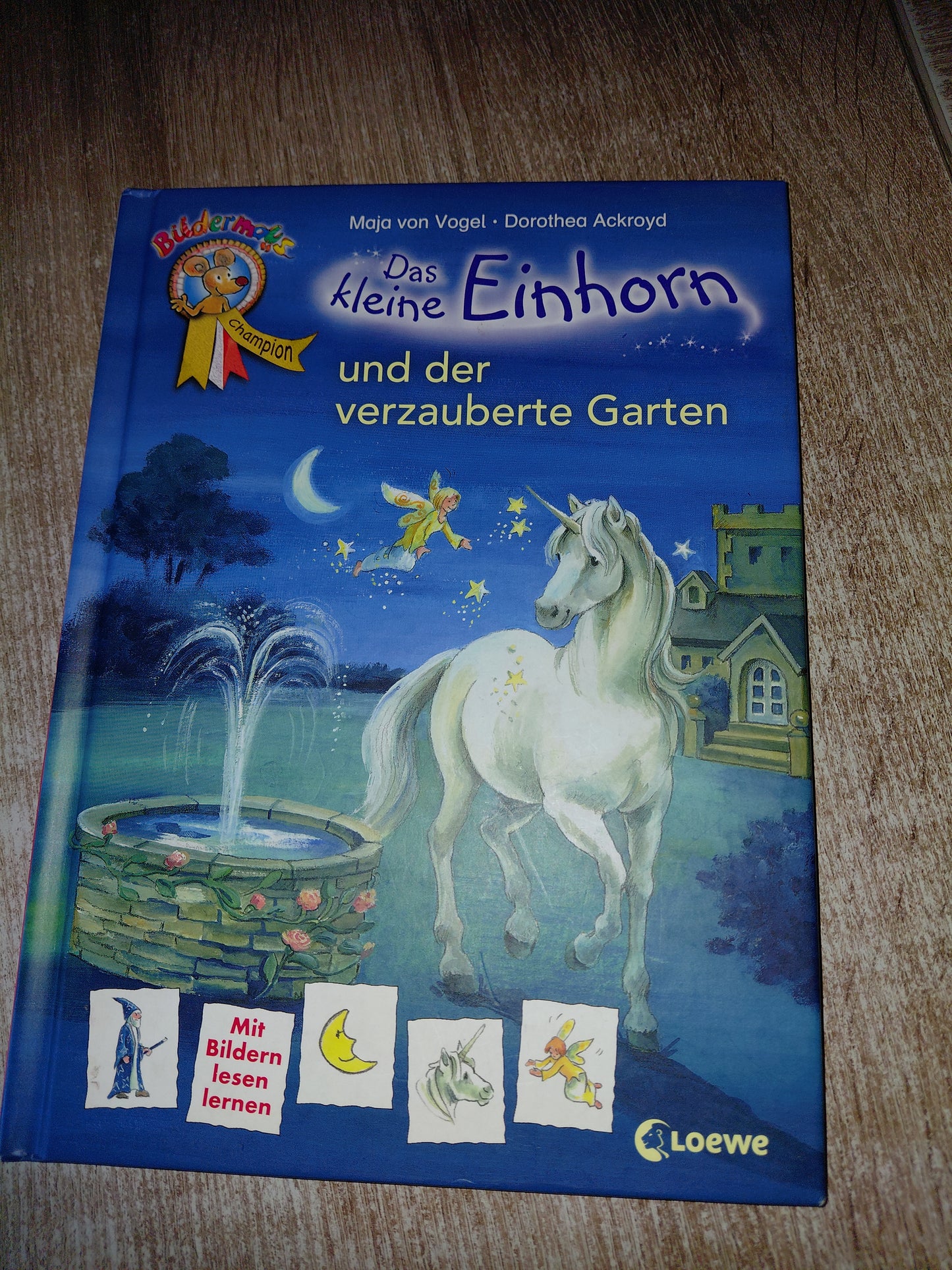 Das kleine Einhorn und der verzauberte Garten
