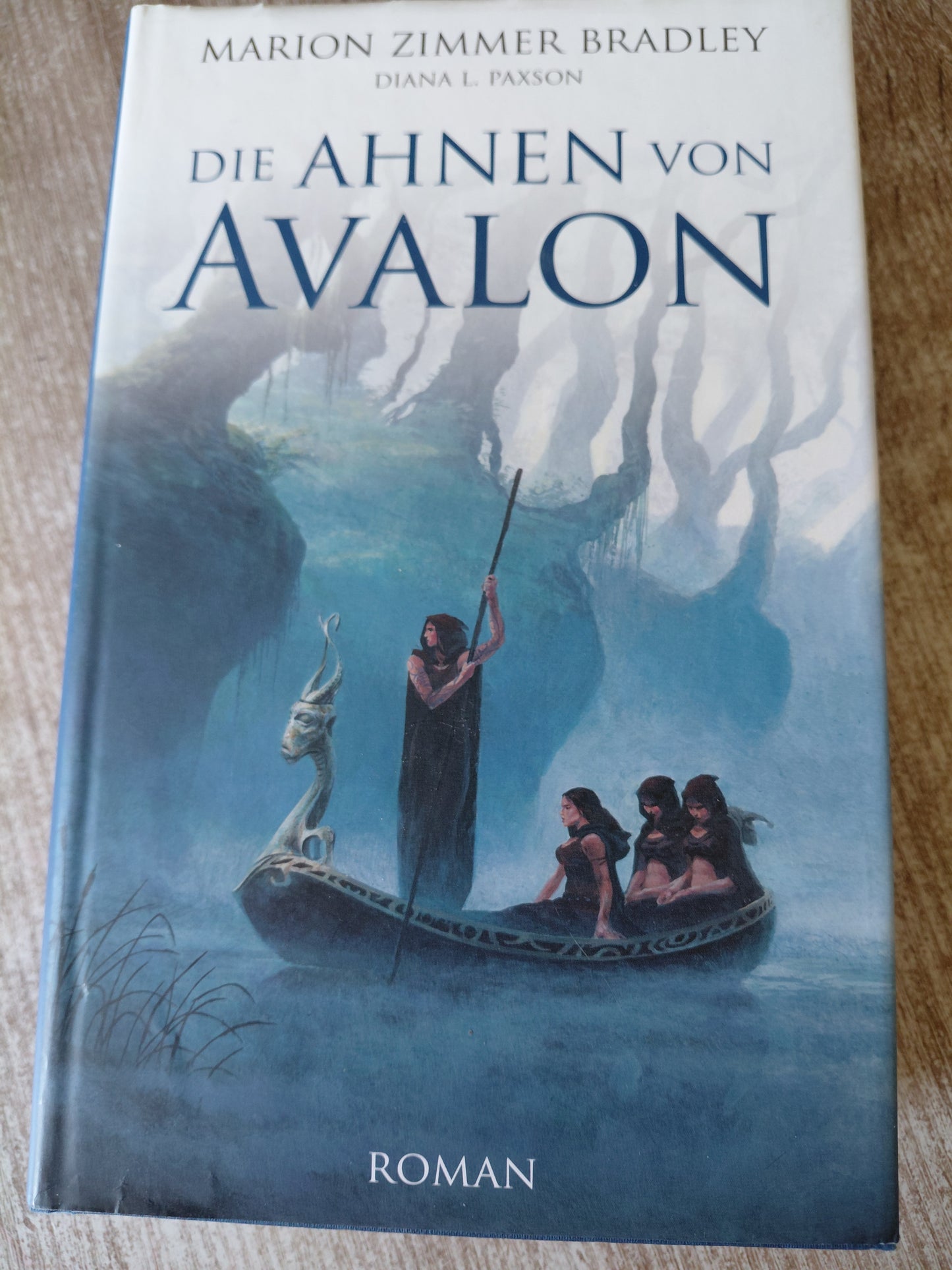 Die Ahnen von Avalon von Zimmer Bradley