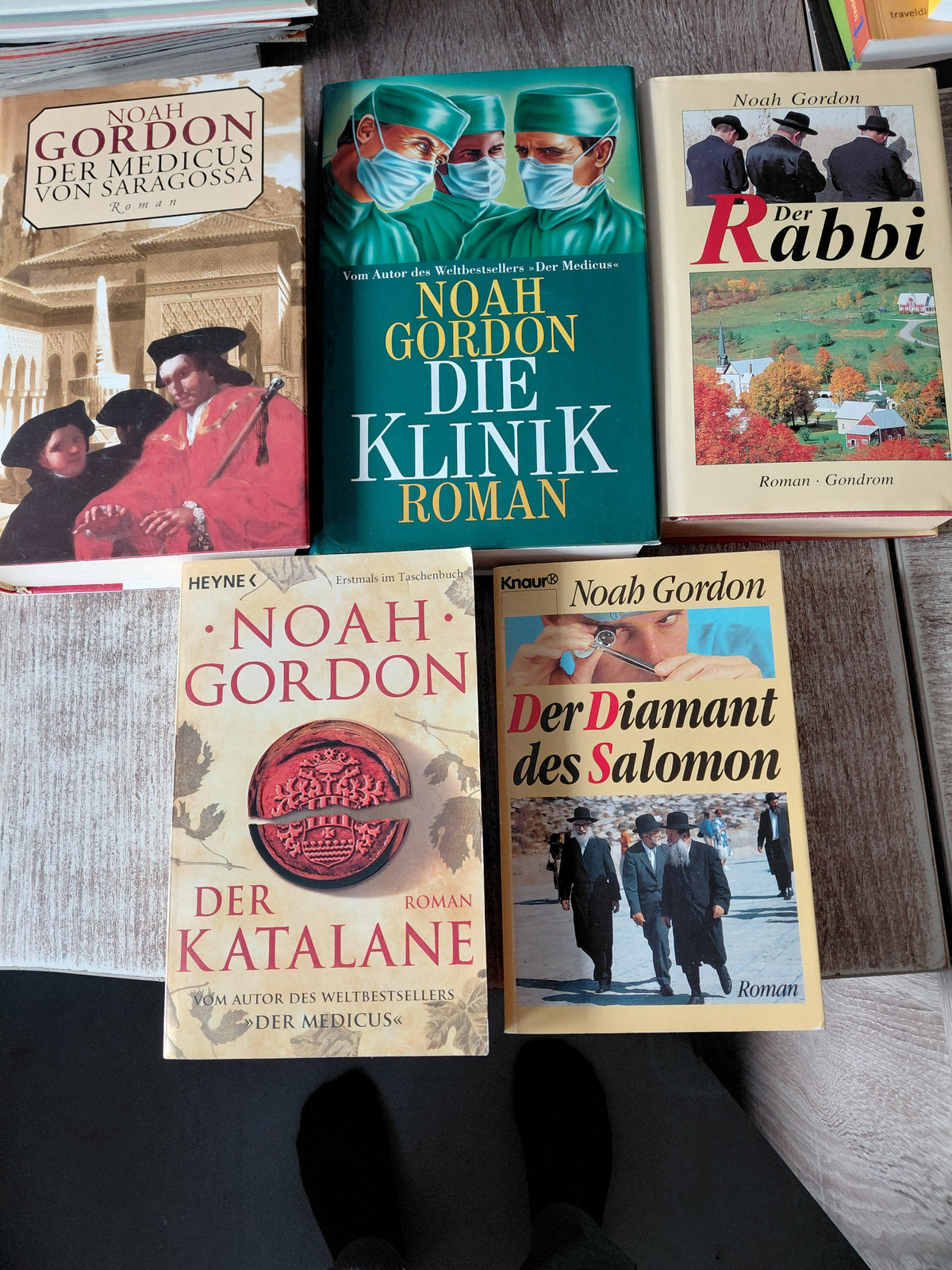 Paket Noah Gordon 1) Die Klinik 2) Der Rabbi 3) Der medicus von Saragossa 4) Der Diamant des Salomon 5) Der Katalane