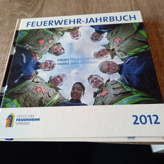 Feuerwehr Jahrbuch 2012