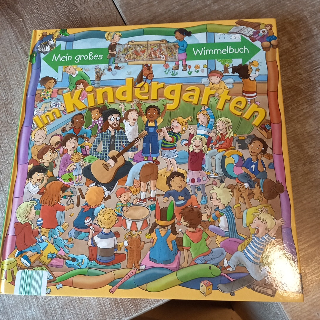 Mein großes Wimmelbuch Im Kindergarten von Lingen
