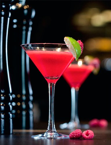 Cocktails: Klassische und innovative Cocktailrezepte (Beliebte Köstlichkeiten)