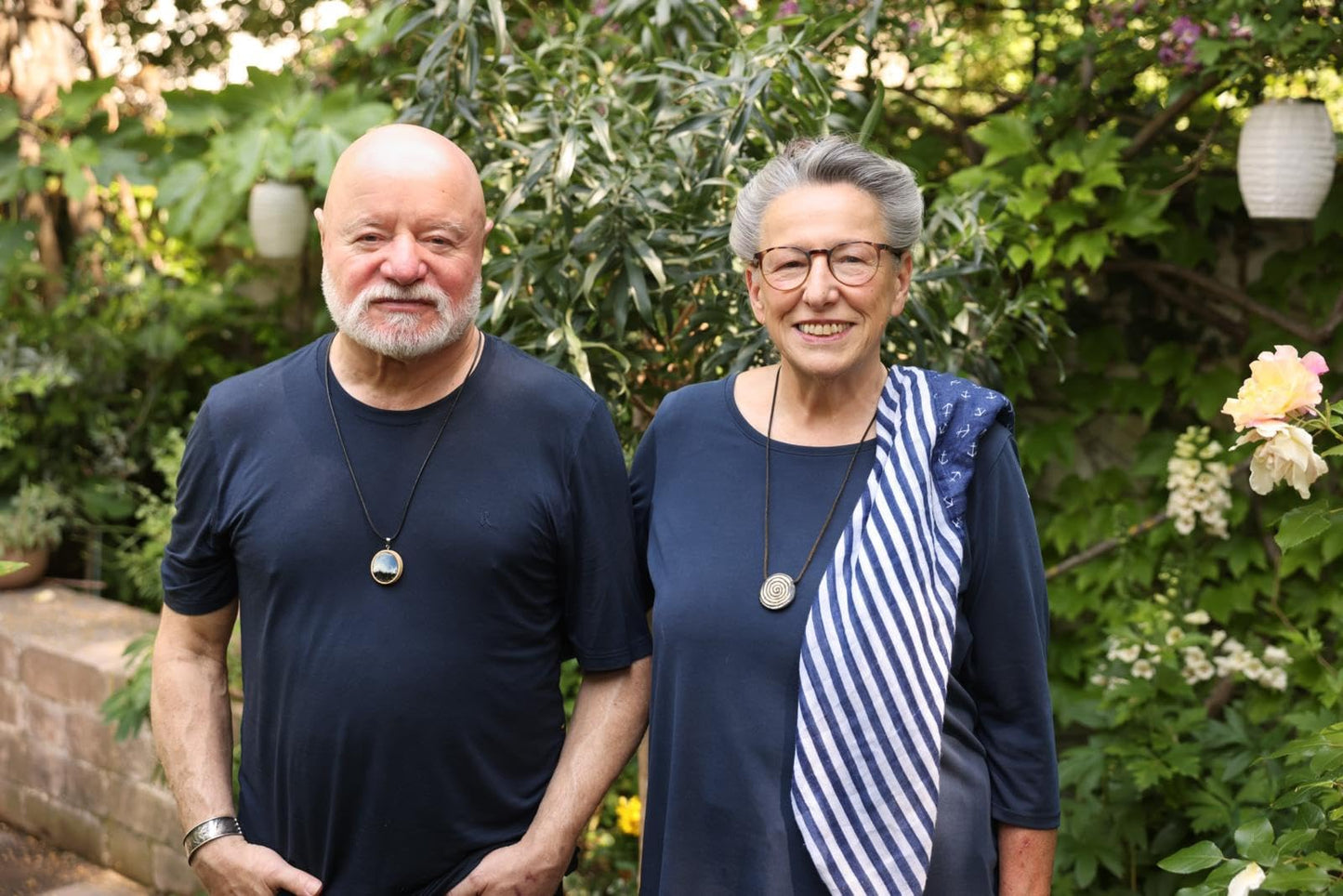 Dunkle Verwicklungen auf La Palma: Ein Toter im Sand, eine verhängnisvolle Intrige und ein Ermittlerduo, das nicht locker lässt (Calderón und Rodriguez ermitteln, Band 1)