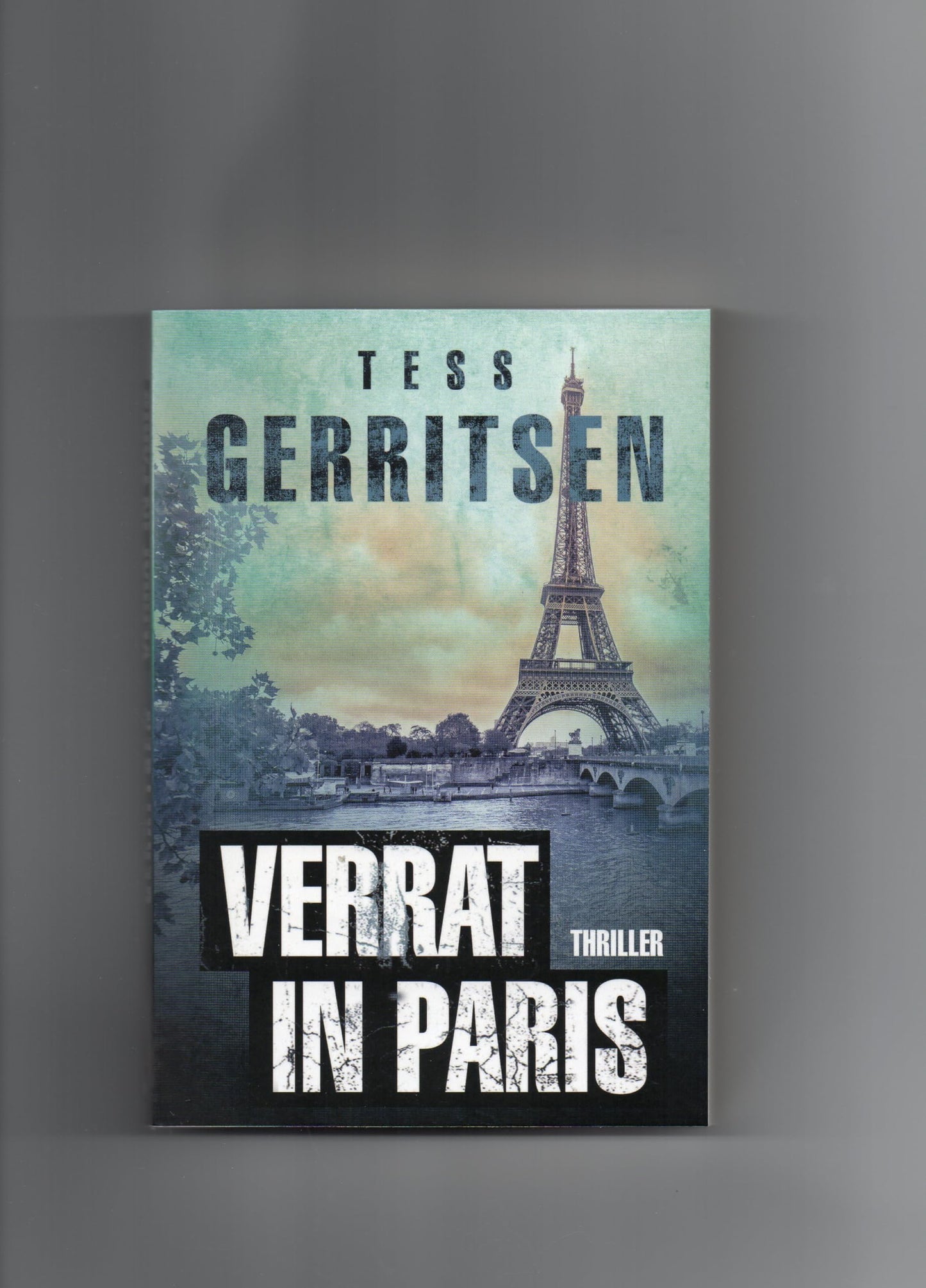 Verrat in Paris