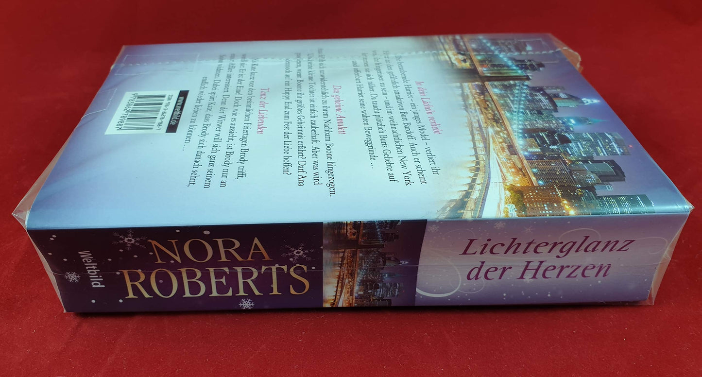 Lichterglanz der Herzen - Drei Liebesromane in einem Band: In dein Lächeln verliebt / Das geheime Amulett / Tanz der Liebenden