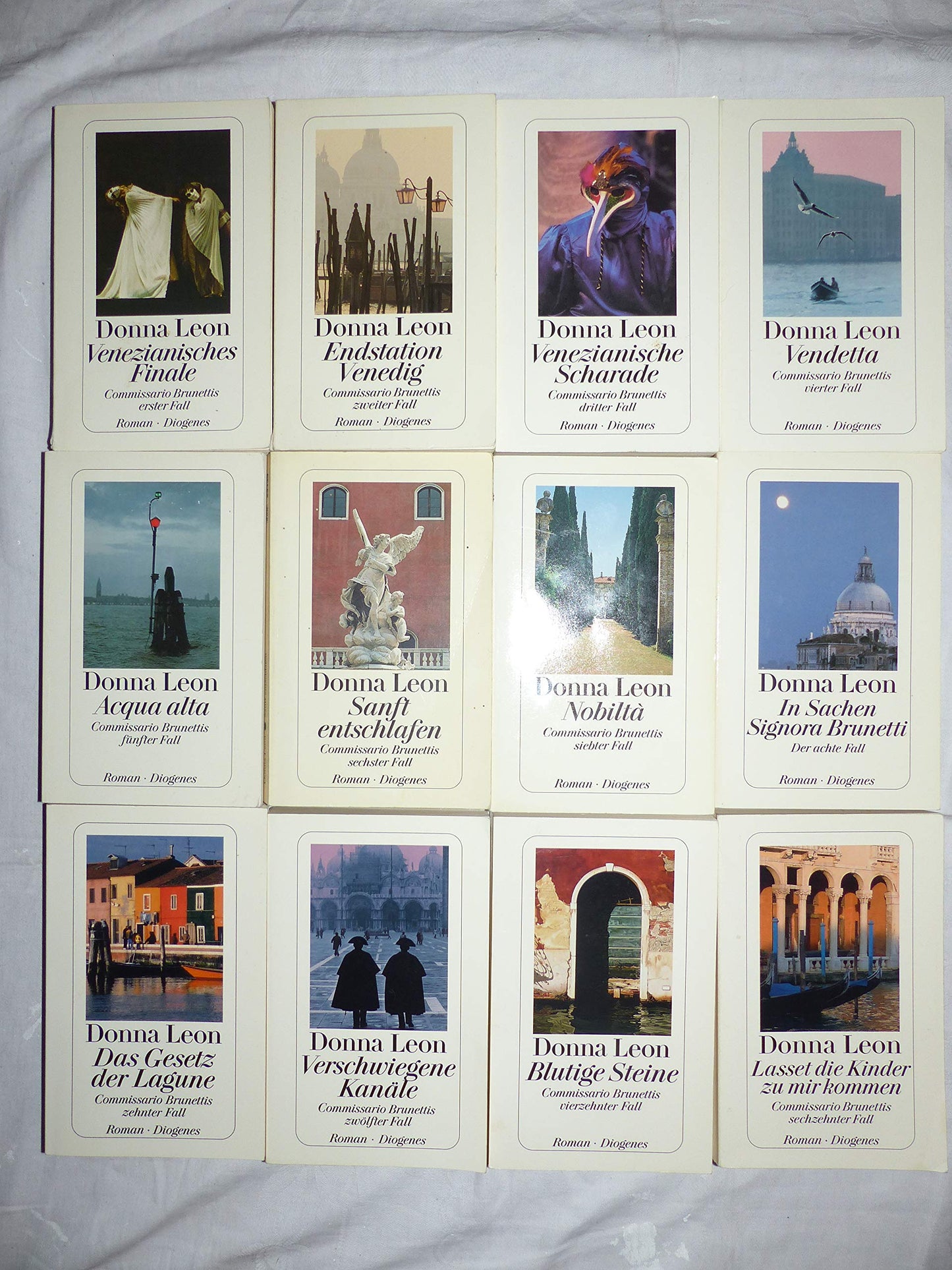 Donna Leon, Sammlung