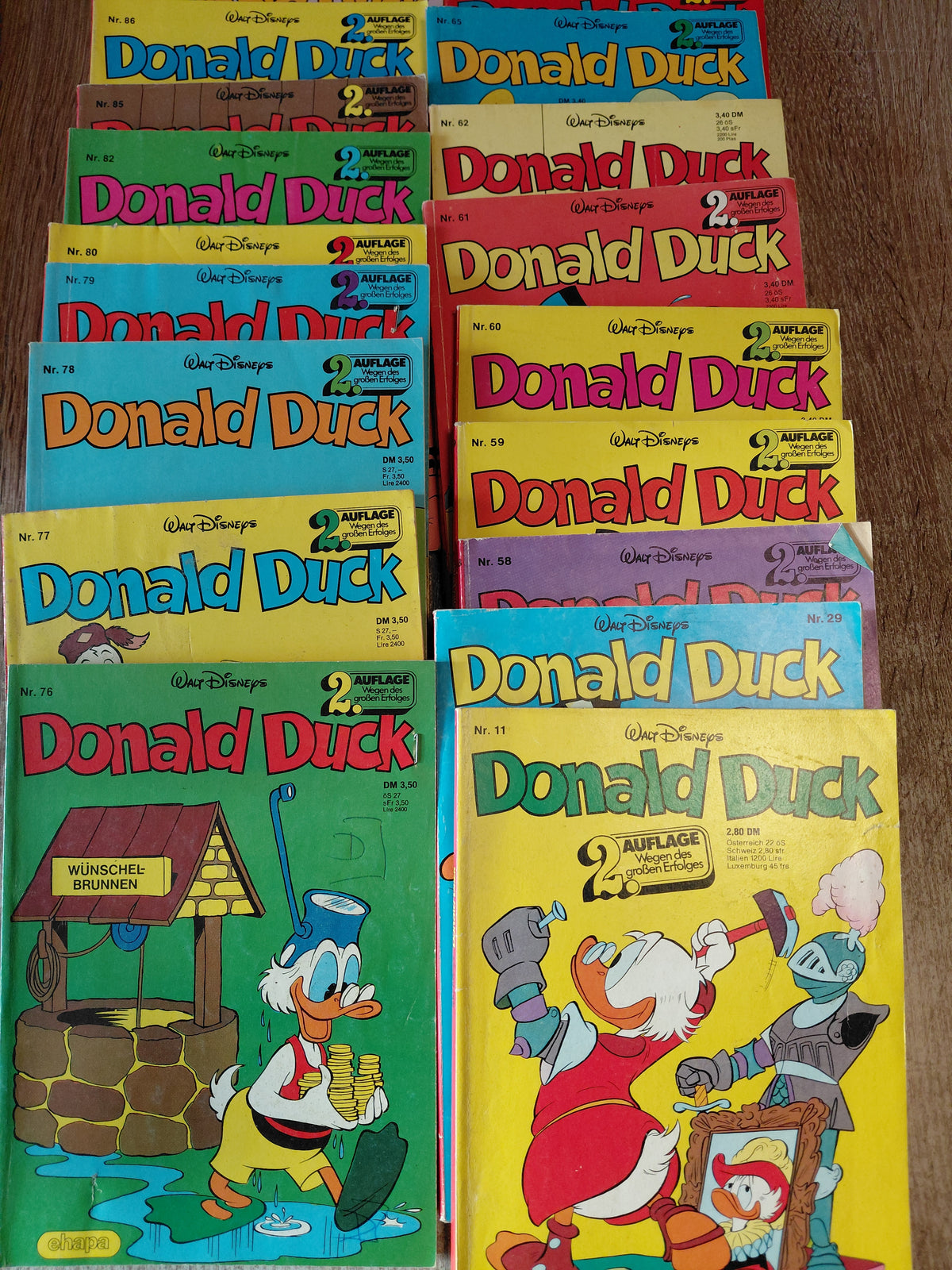 Konvult 18 Taschenbücher von Donald Duck