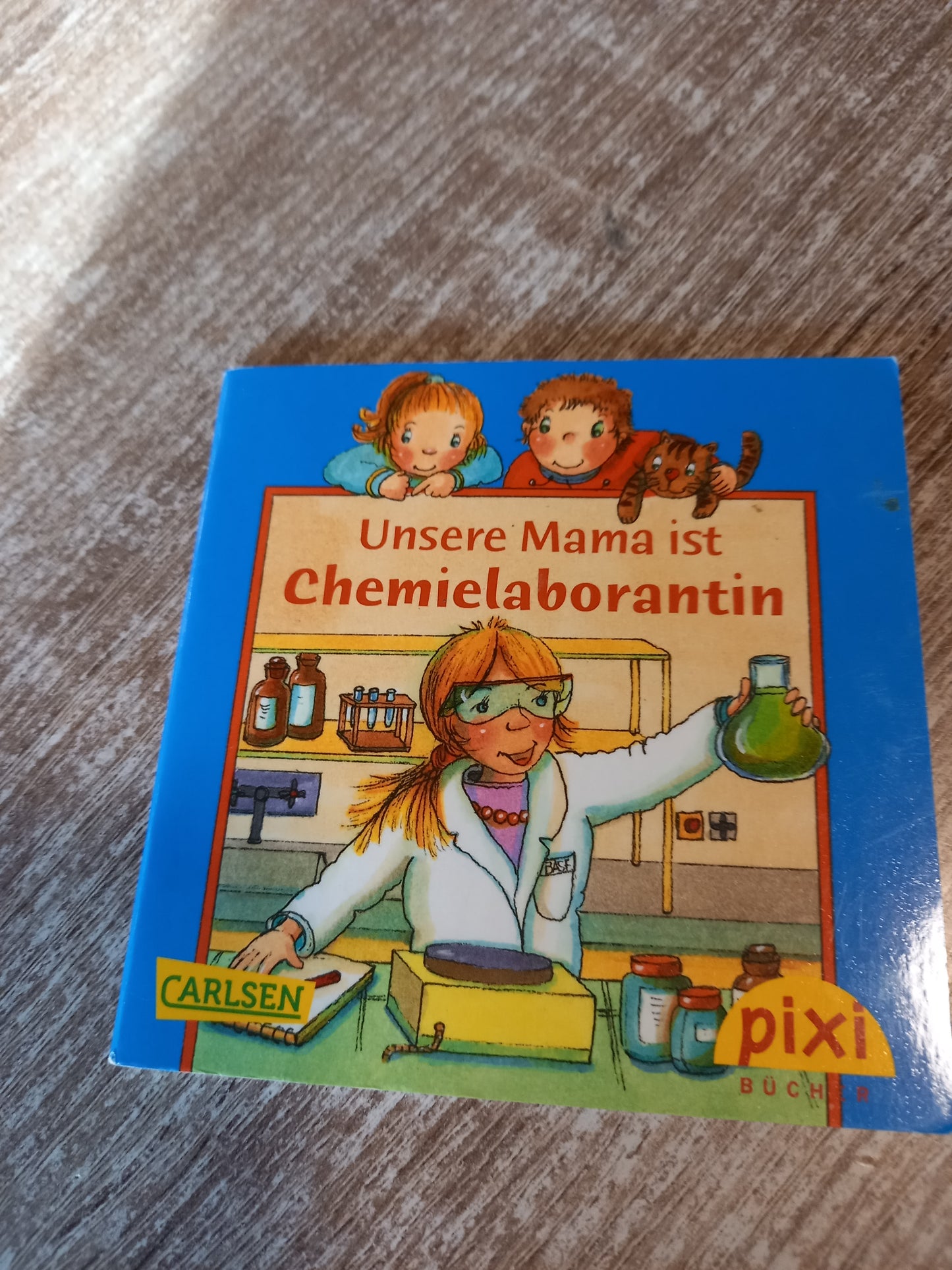 Unsere Mama ist Chemiekaborantin Pixi