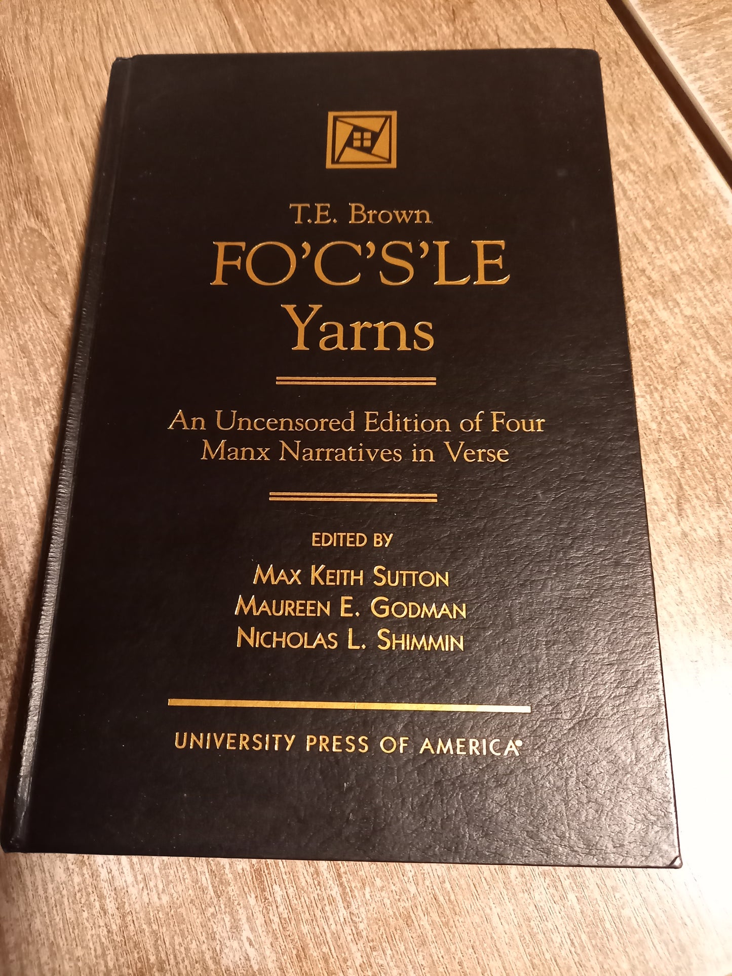 FO'C'S'LE Yarns von Brown