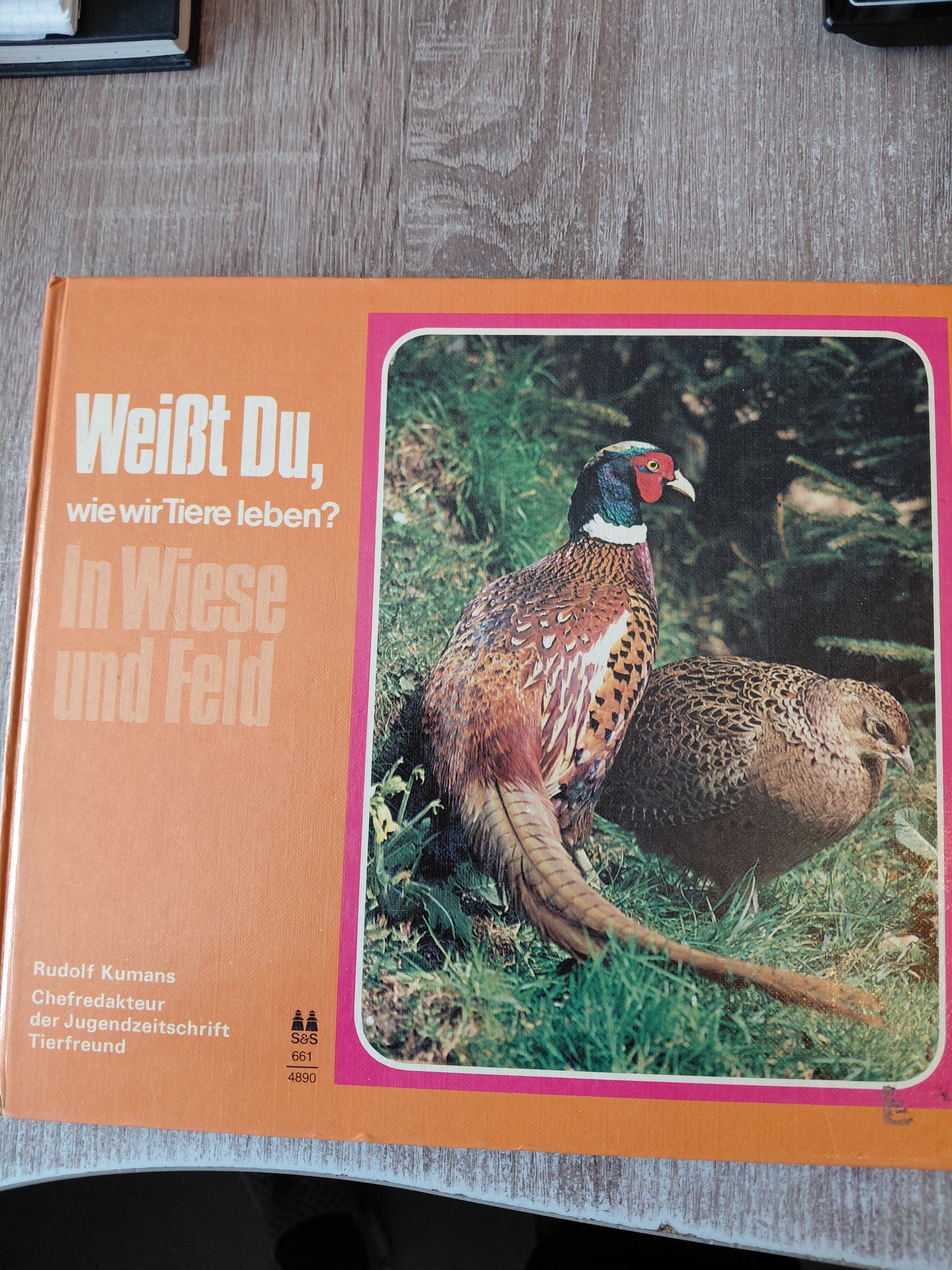 Weißt du wie wir Tiere leben in Wiese und Feld
