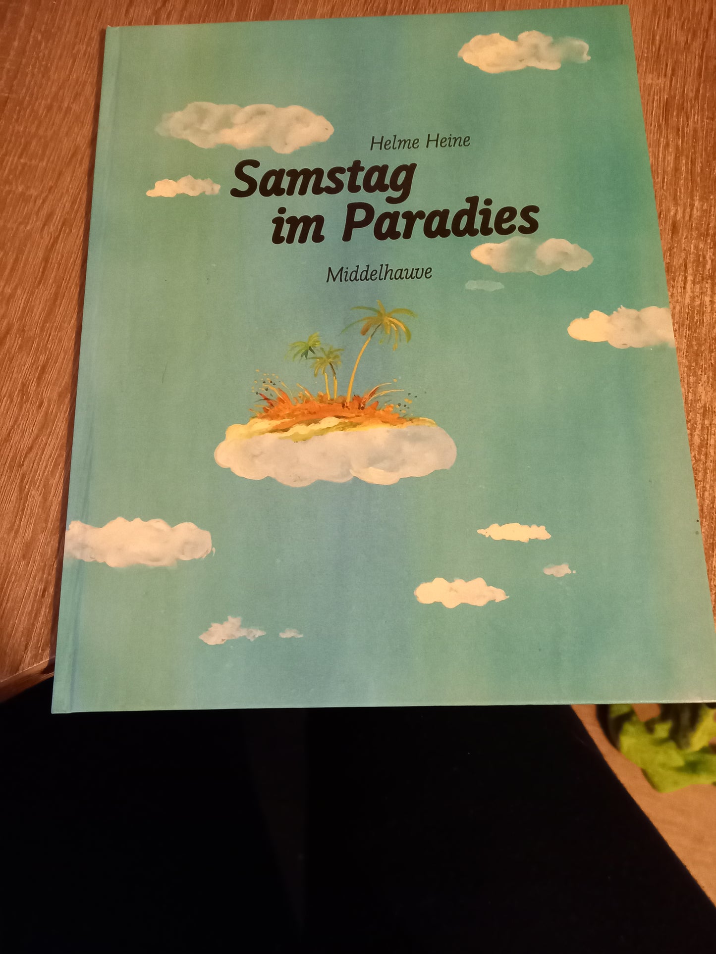 Samstags im Paradies von Helme Heine