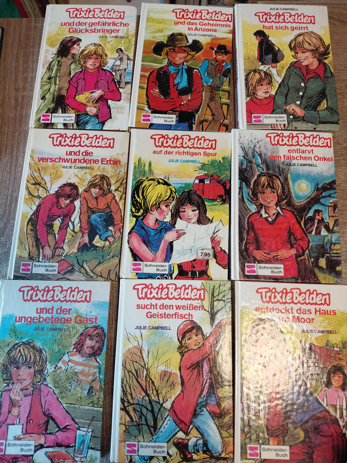 9 Bände von Trixie Belden