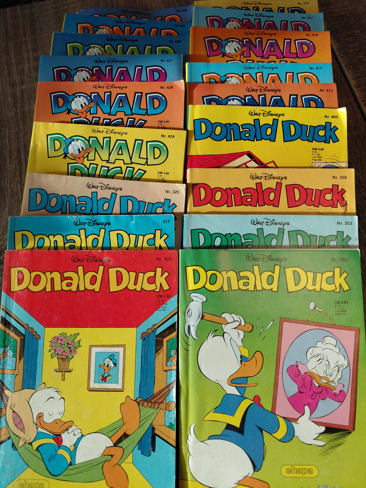 Konvult 18 Taschenbücher von Donald Duck