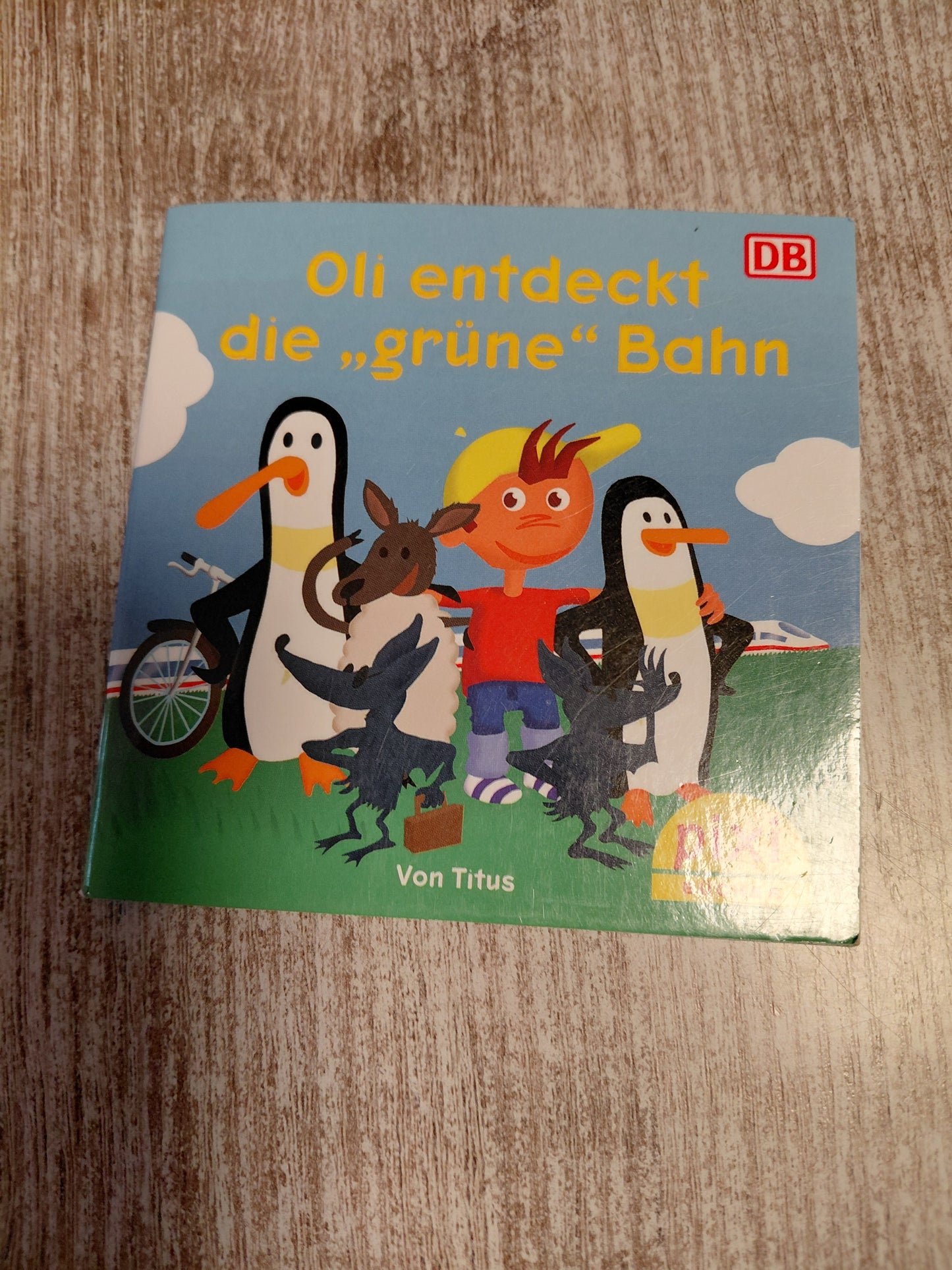 Oli entdeckt die grüne Bahn Pixi