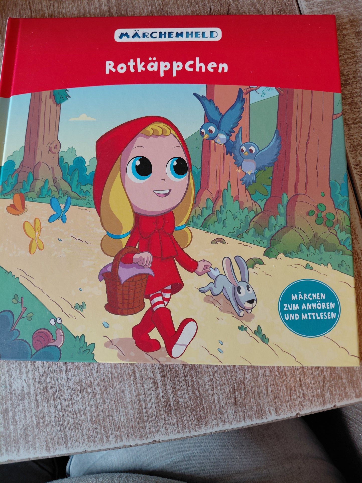 Rotkäppchen von Märchenheld Märchen zum Anhören und mitlesen