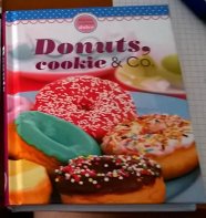 DONUTS, COOKIE & CO.