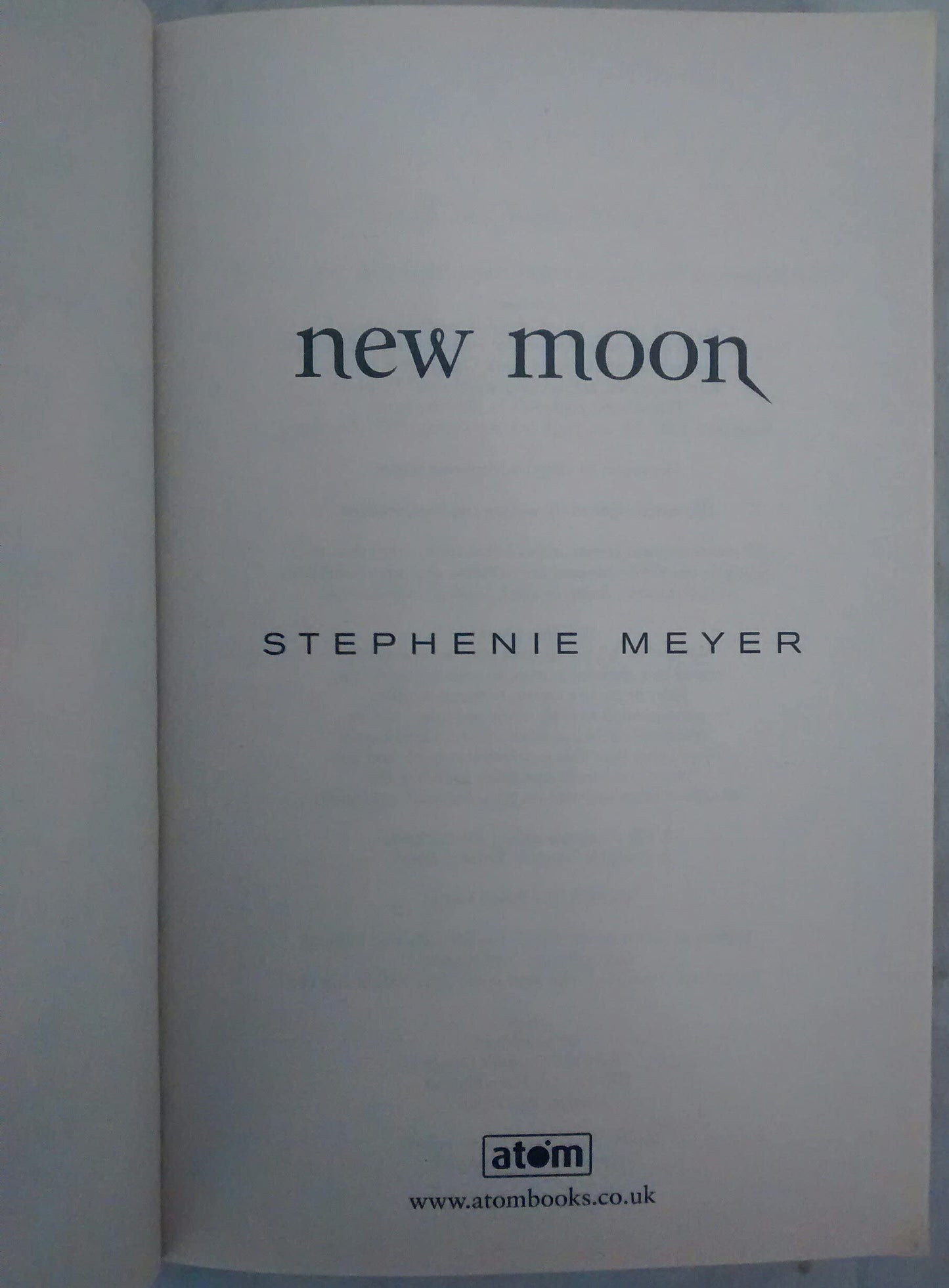 New Moon (Englisch)
